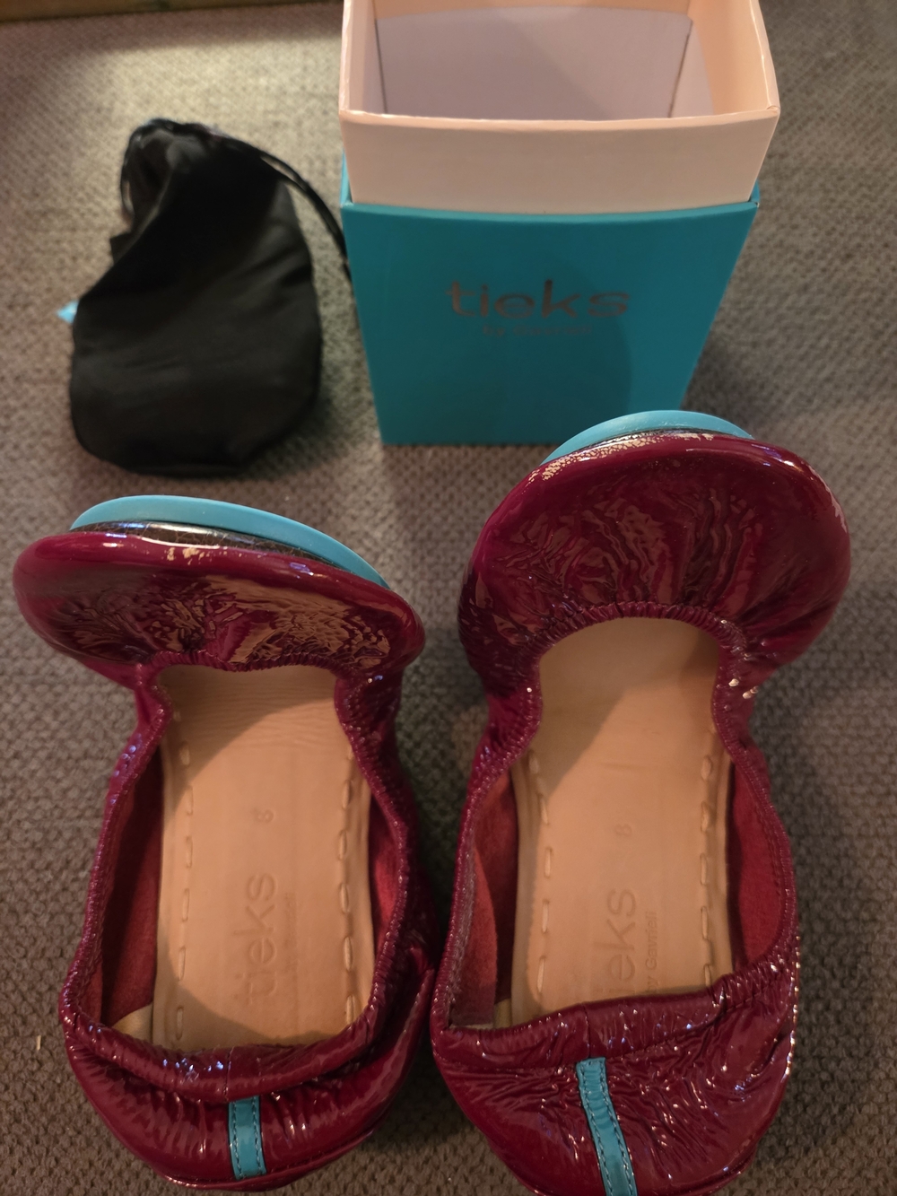 Tieks Ruby Red Patent Leather Slip On Ballet Flats Women’s Size 8 Box FLAW READ